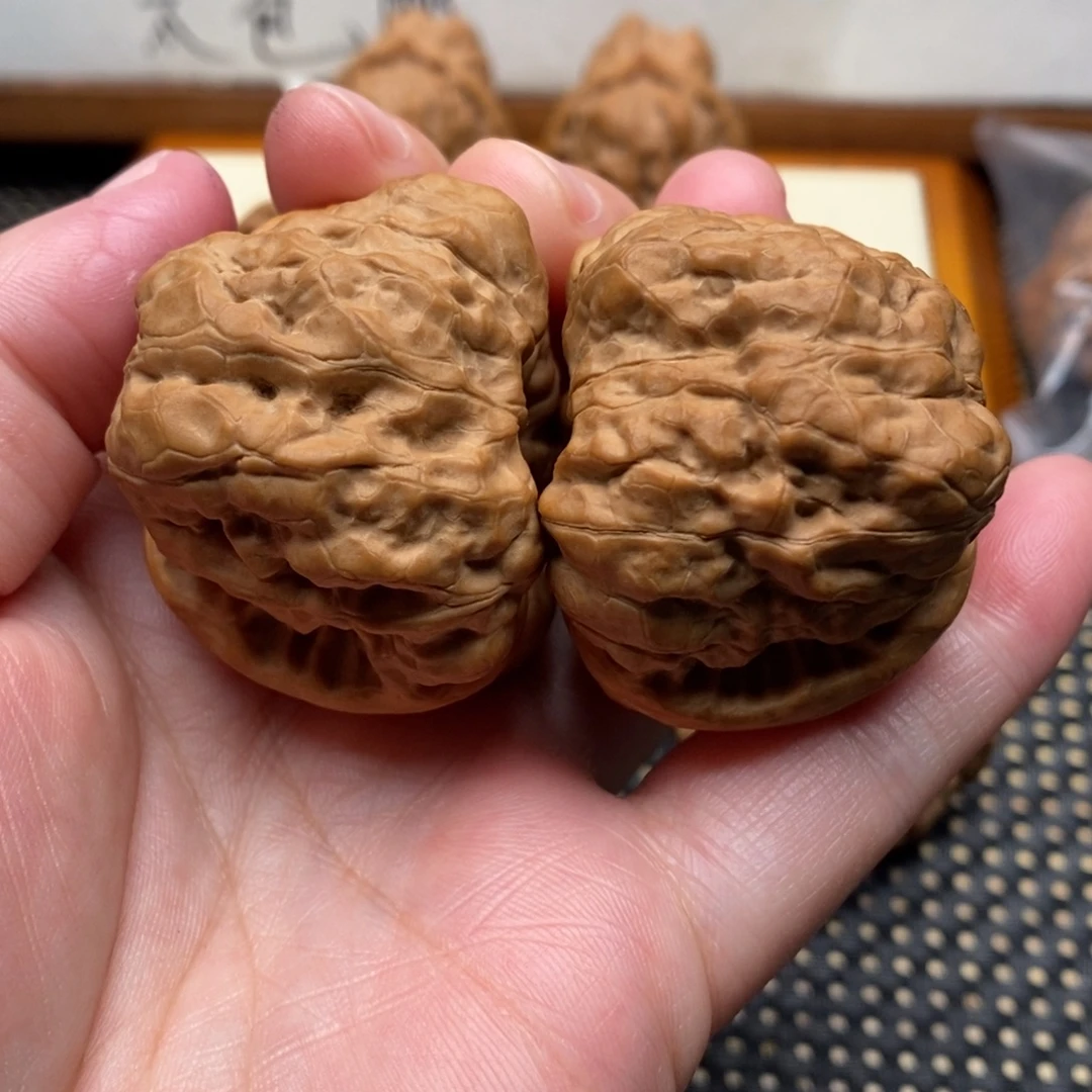 把件文玩核桃边40左右
