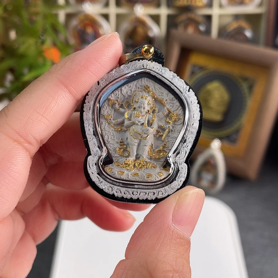 你***子泥塑白六臂手工擦擦