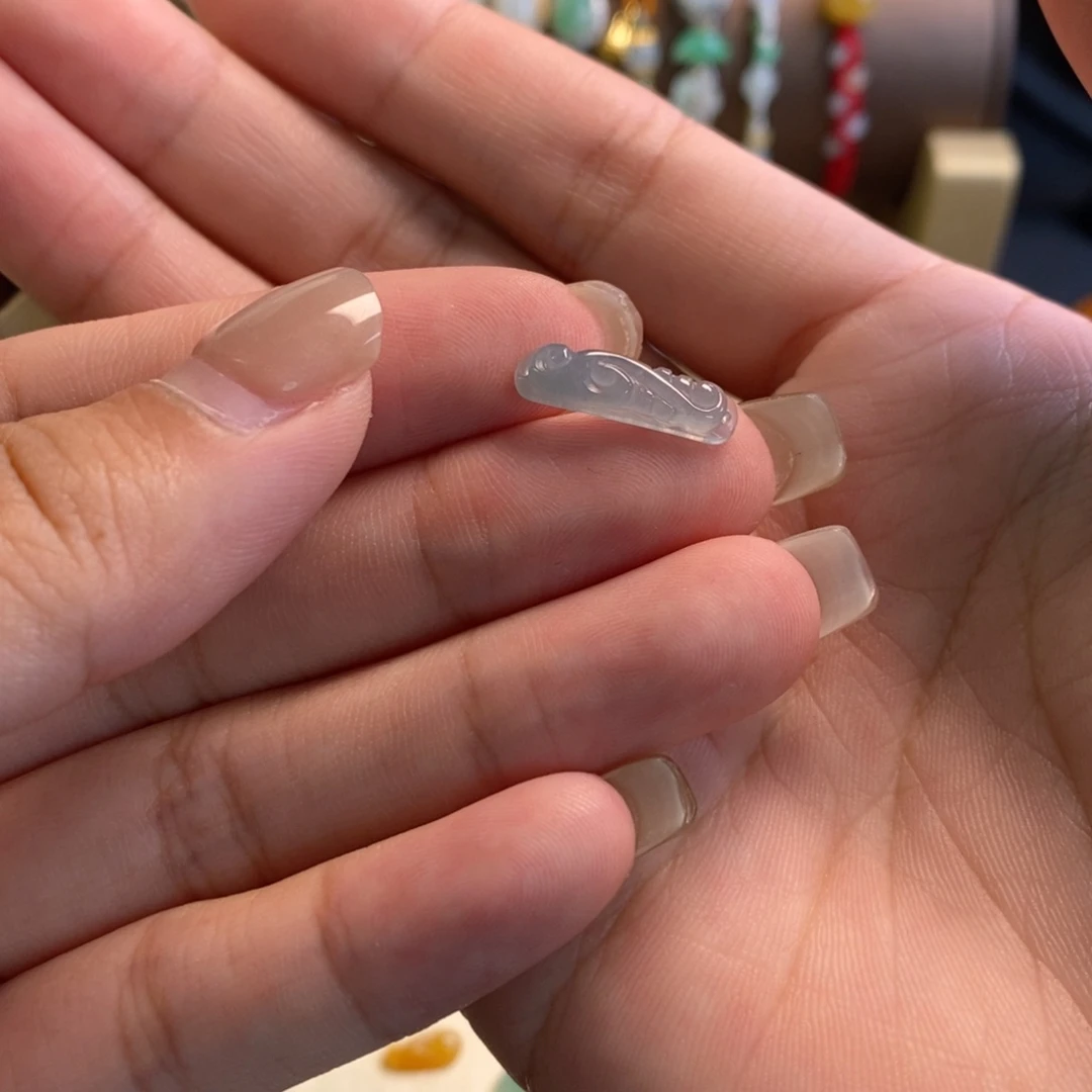 颈饰未镶嵌翡翠15720