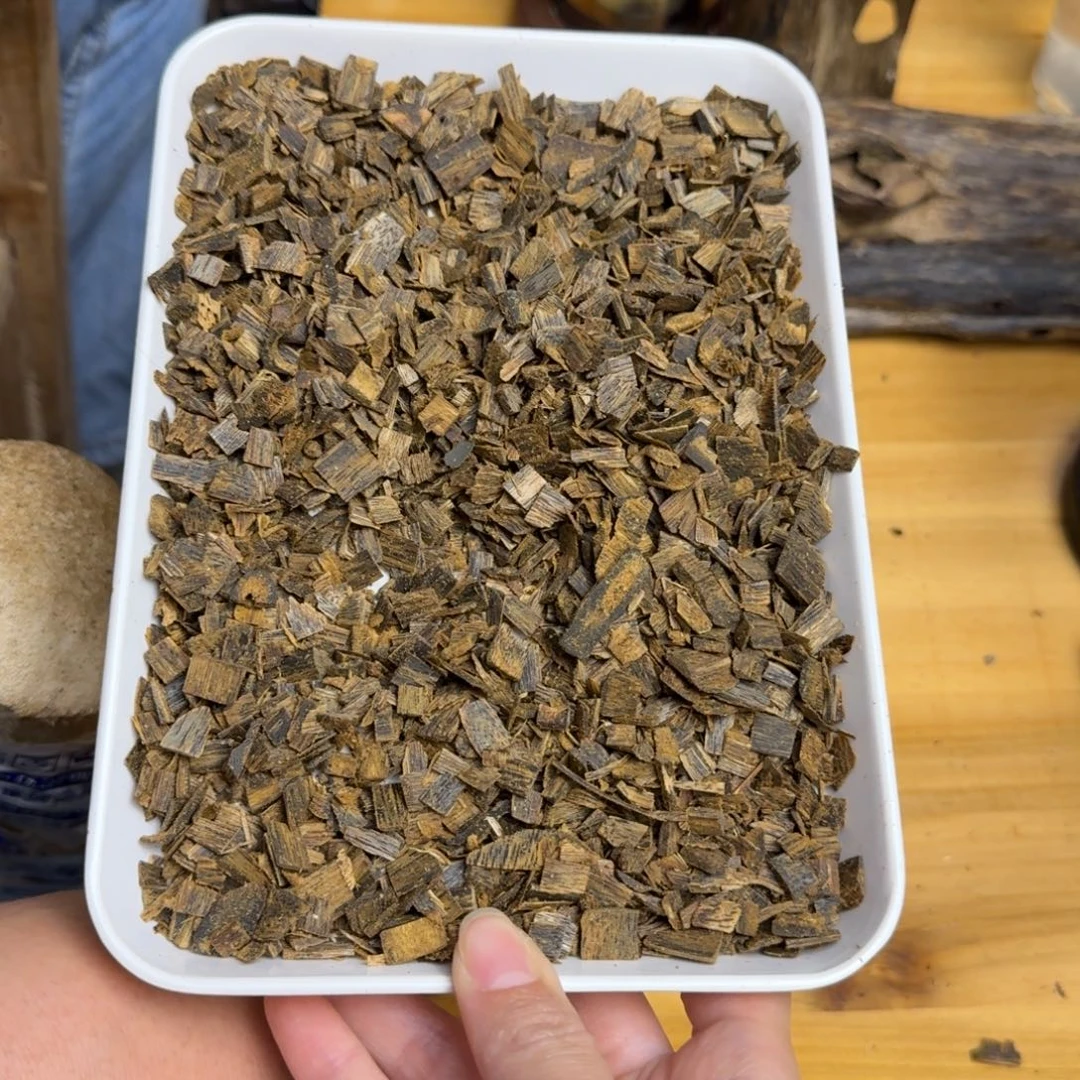 沉香沉香碎屑张勺子品种碎粒100克➕多样性发货