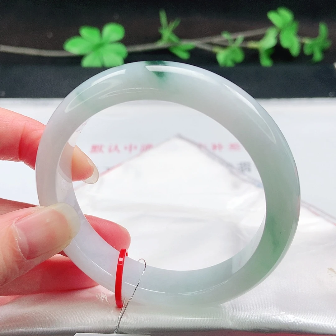 翡翠未镶嵌手镯57圈