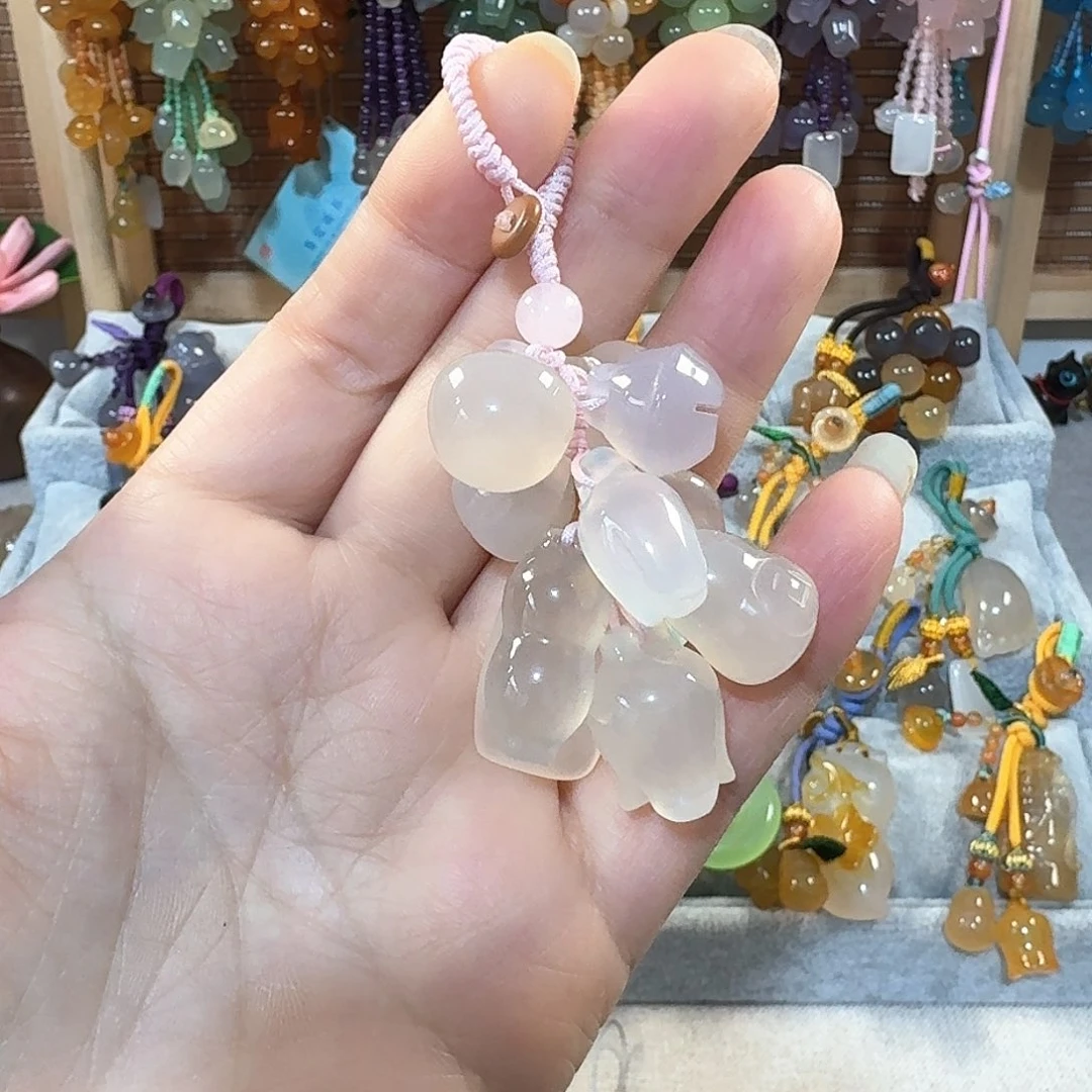 玛瑙/玉髓小挂件未镶嵌