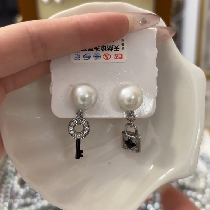银S925镶嵌耳饰淡水珍珠149