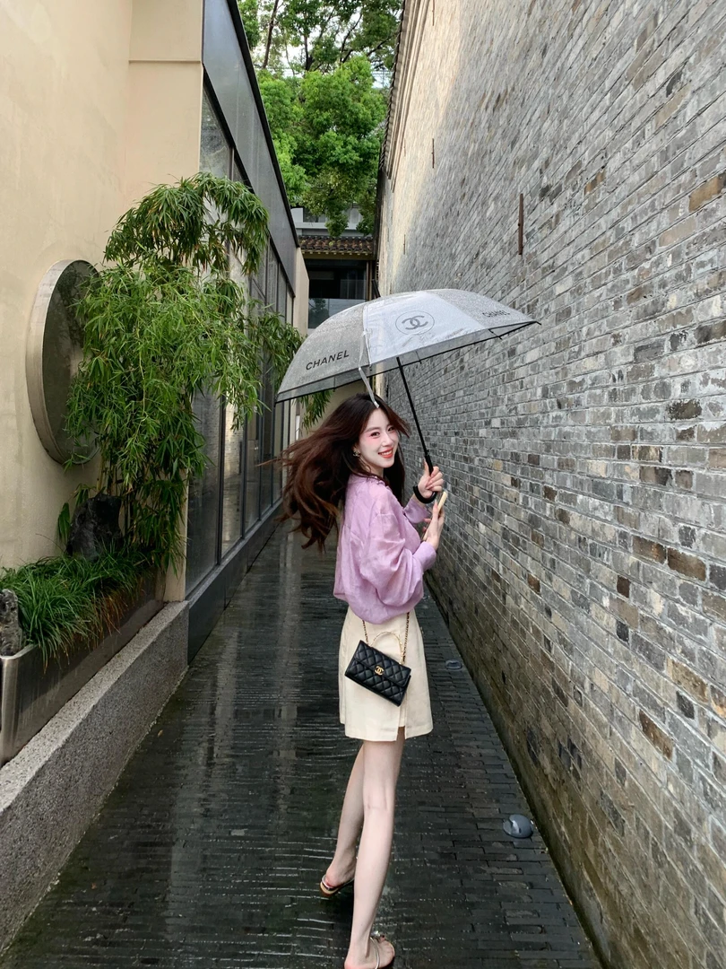 2025夏季新款韩系温柔风紫色花边设计感衬衫上衣搭配短裙两件套女