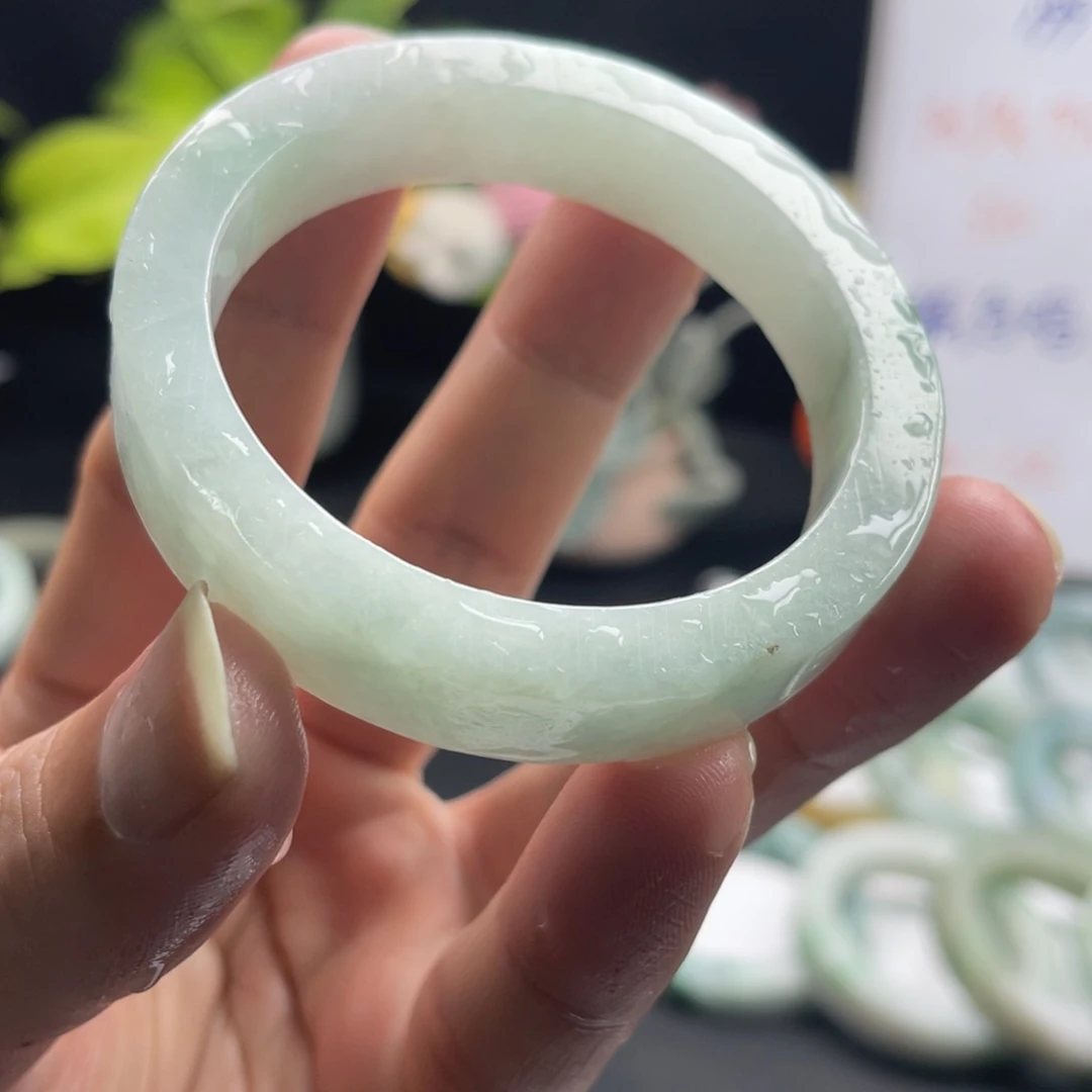 【闪购商品】定制翡翠手镯57-58未镶嵌