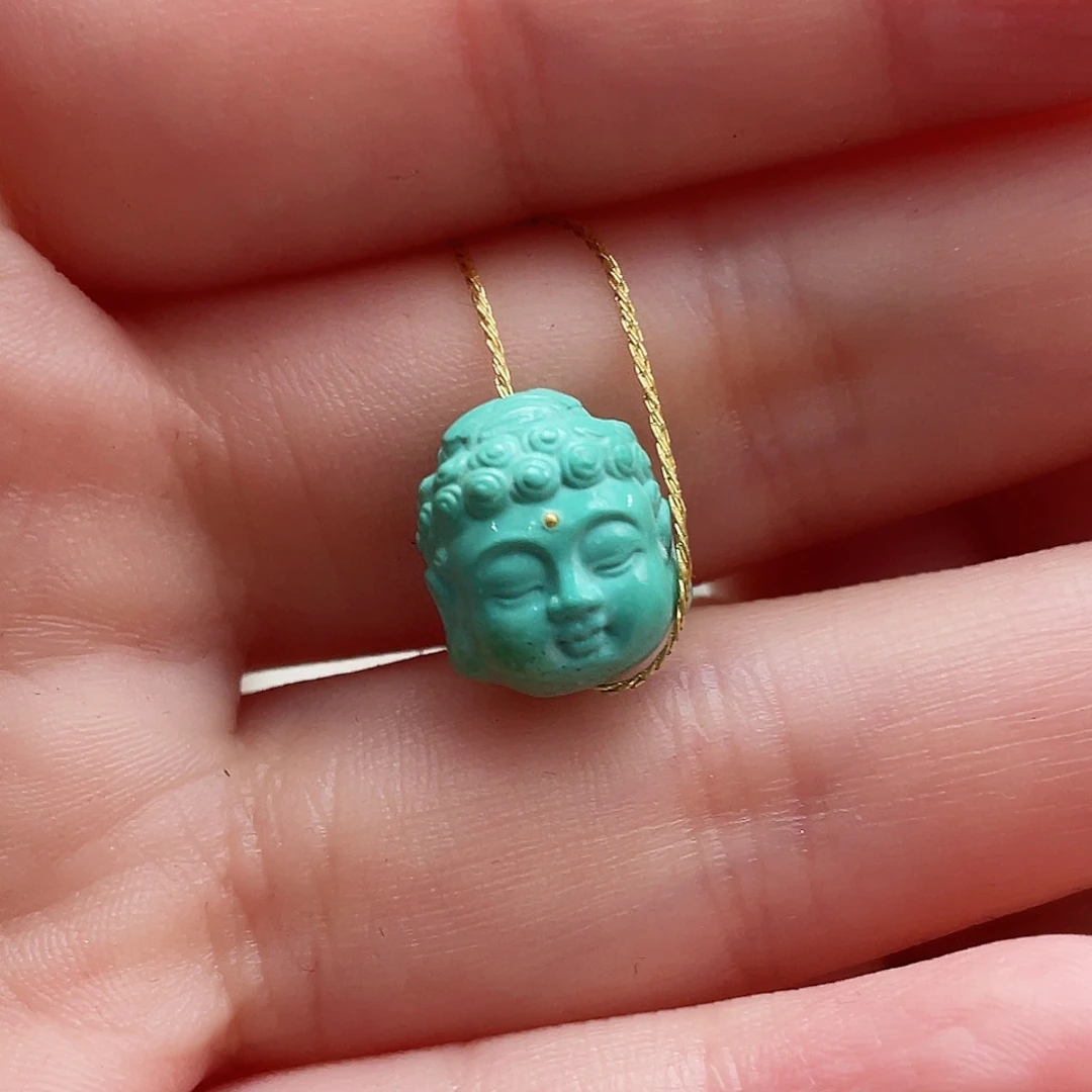 绿松石颈饰未镶嵌