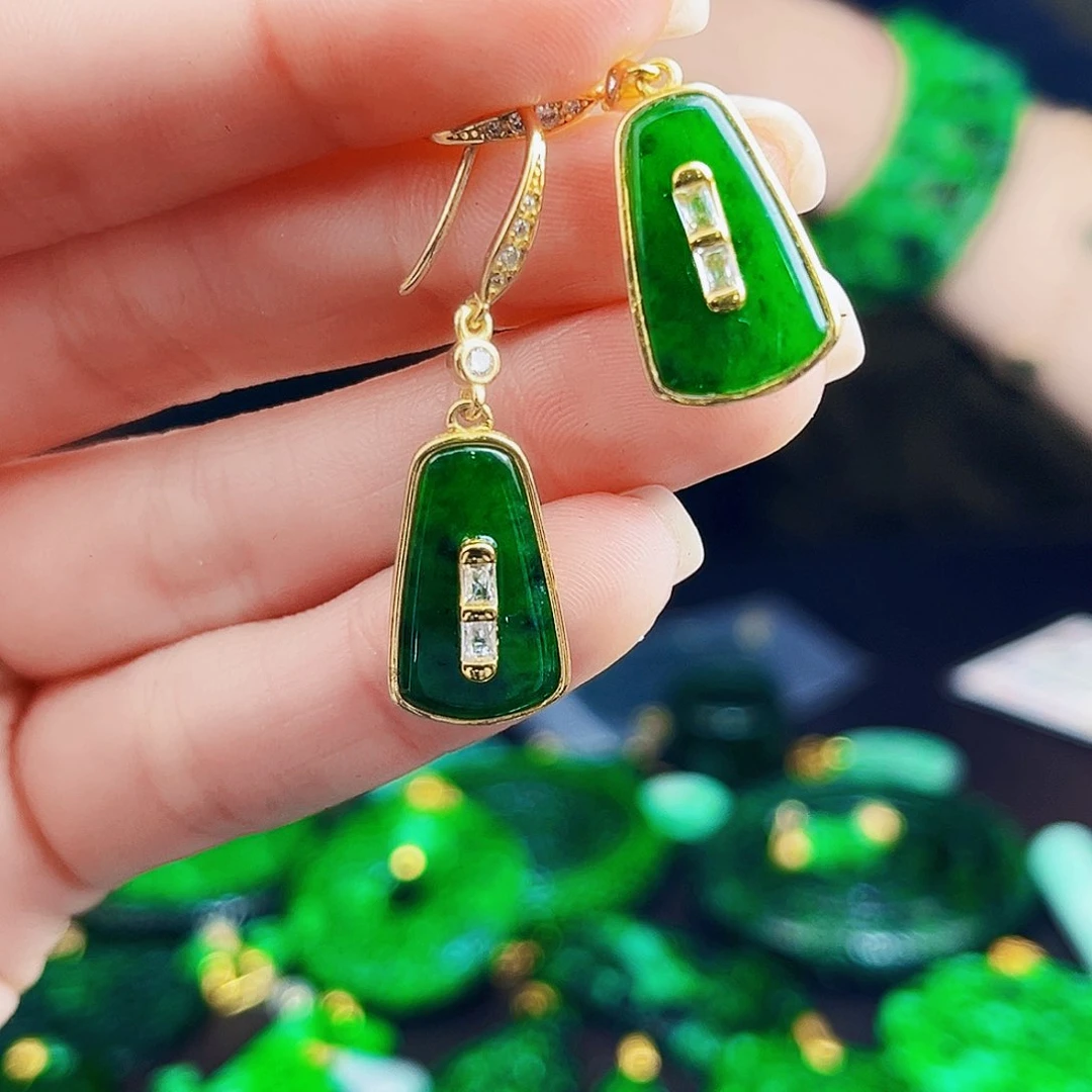 颈饰银S925镶嵌翡翠多样性