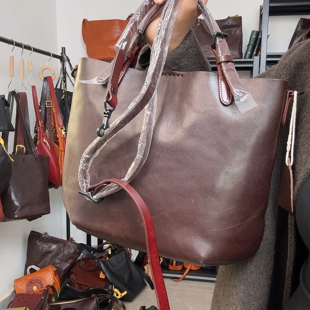 牛皮（革）特价福利手拎斜挎