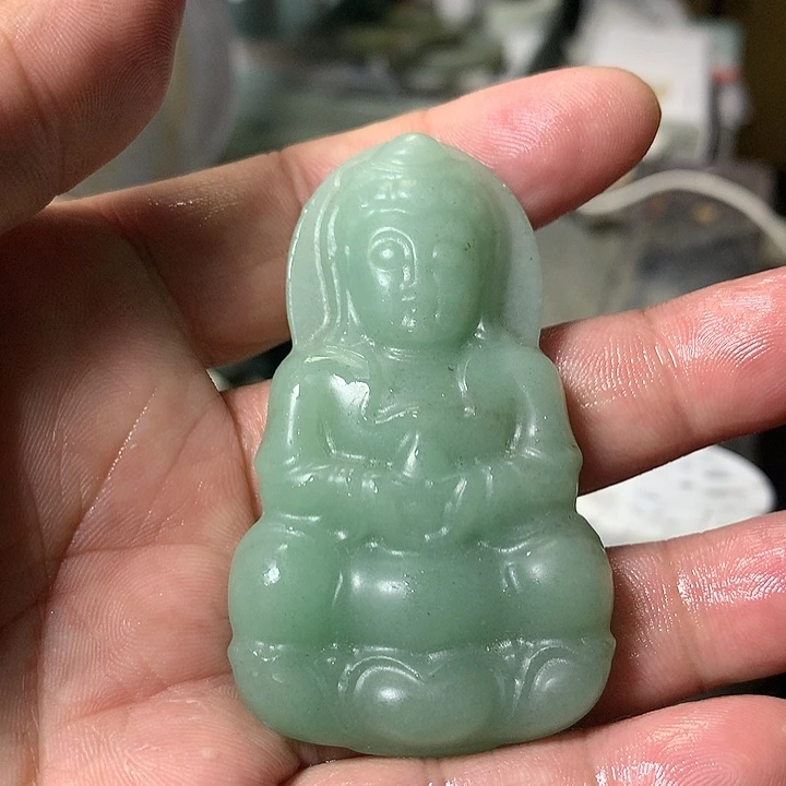 颈饰未镶嵌和田玉（糖玉）