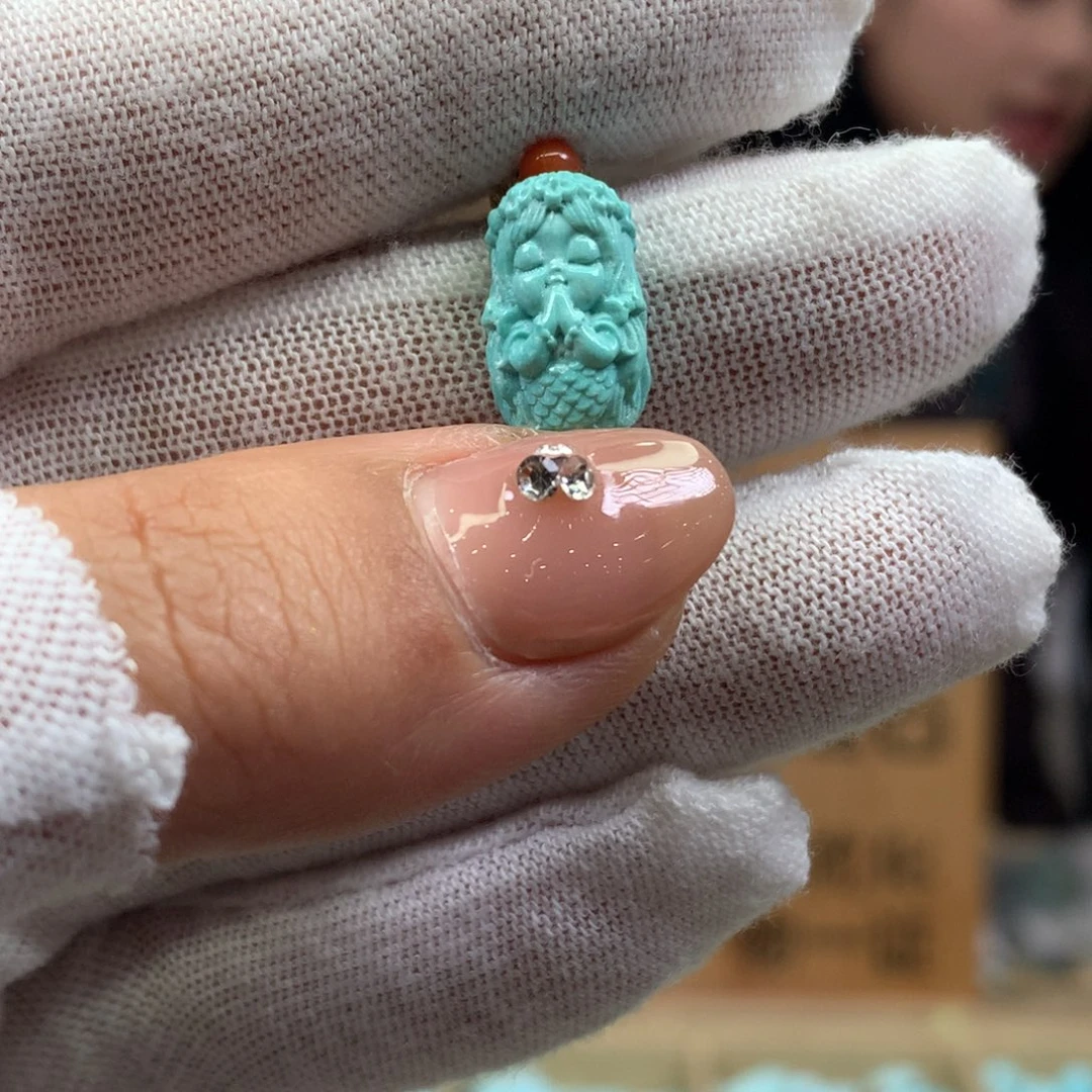 绿松石未镶嵌挂件