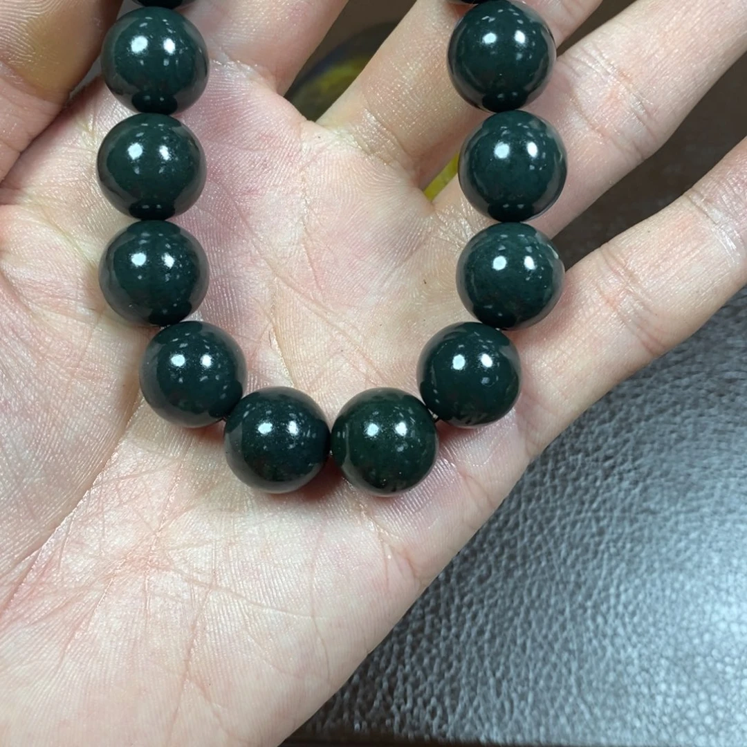 盐***斤和田玉（青玉）未镶嵌手链