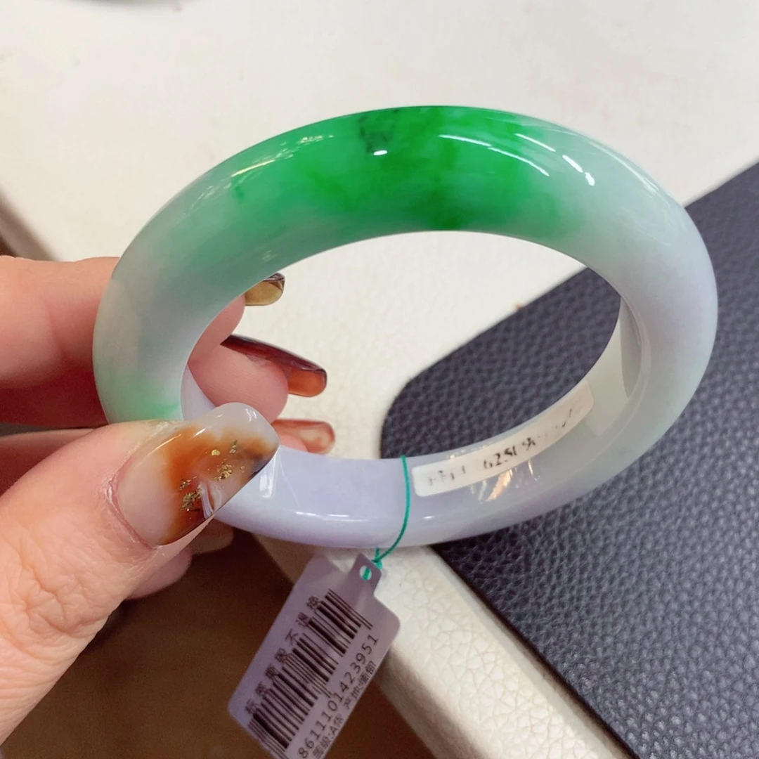 未镶嵌手镯翡翠缅甸