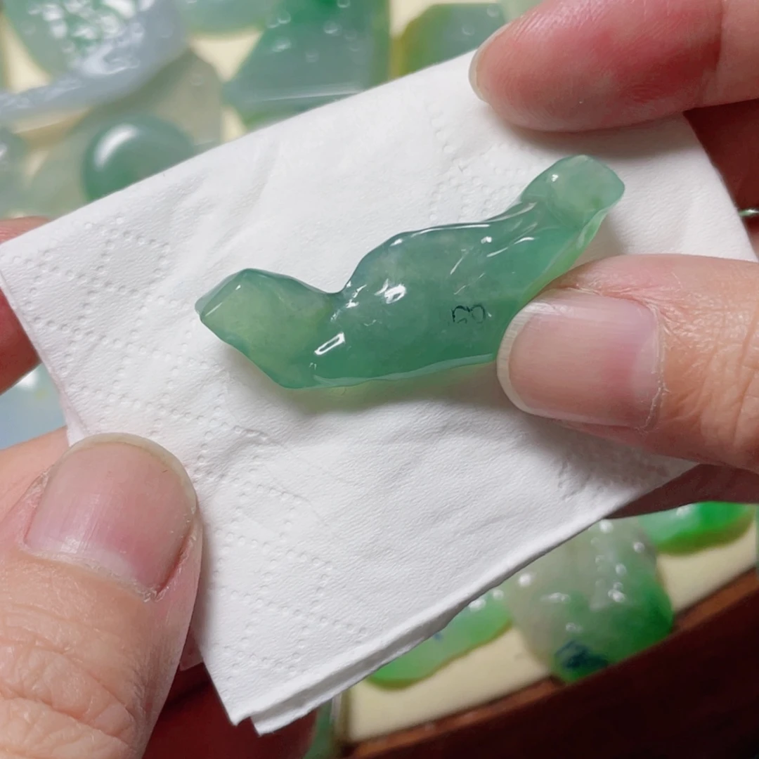 定制翡翠未镶嵌包工