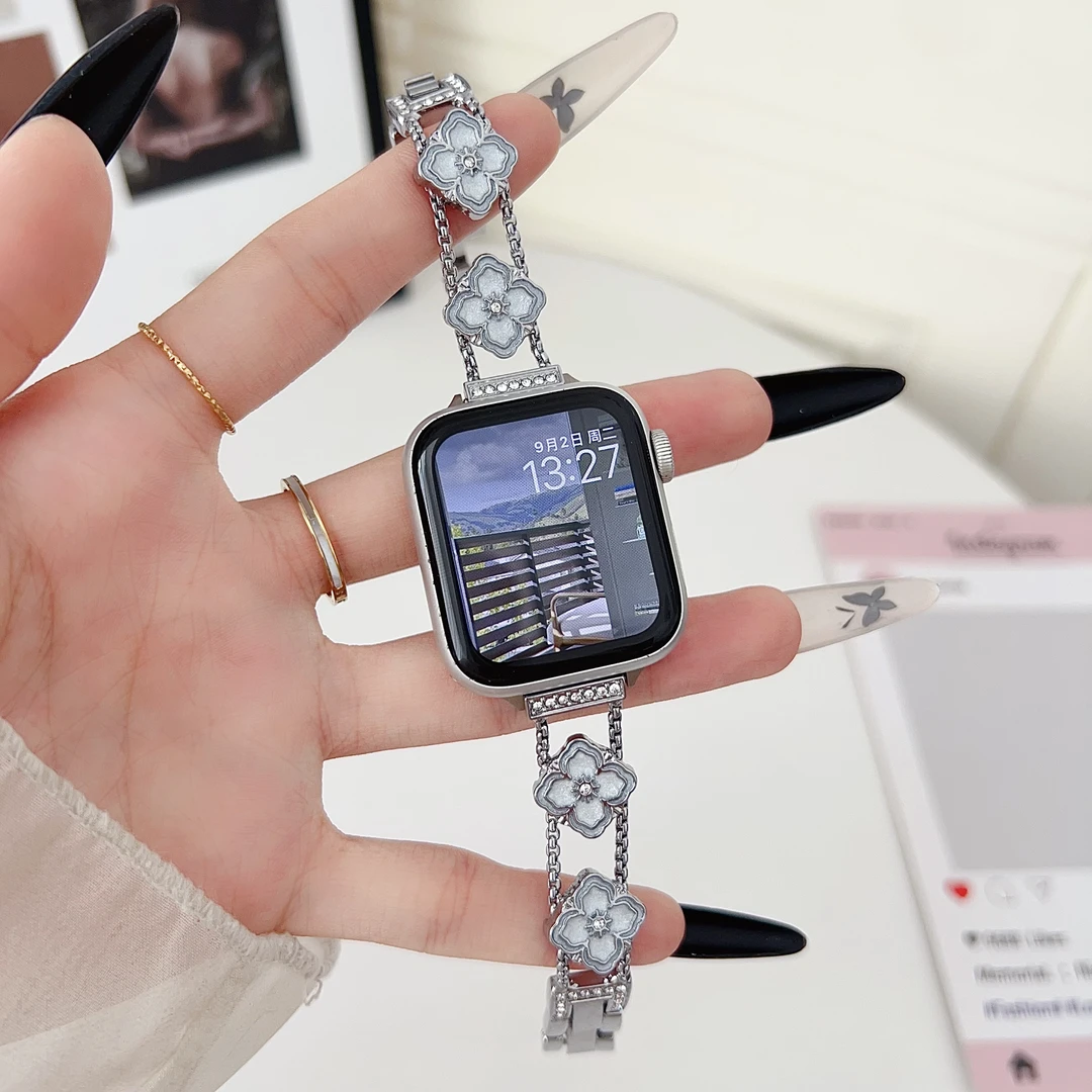 适用苹果Applewatchs10金属布契拉提四叶草腕带iWatch9闪钻8女款7