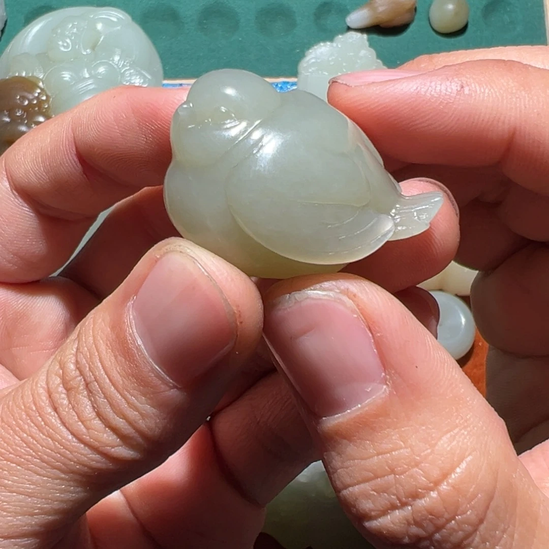 颈饰未镶嵌和田玉杨****年