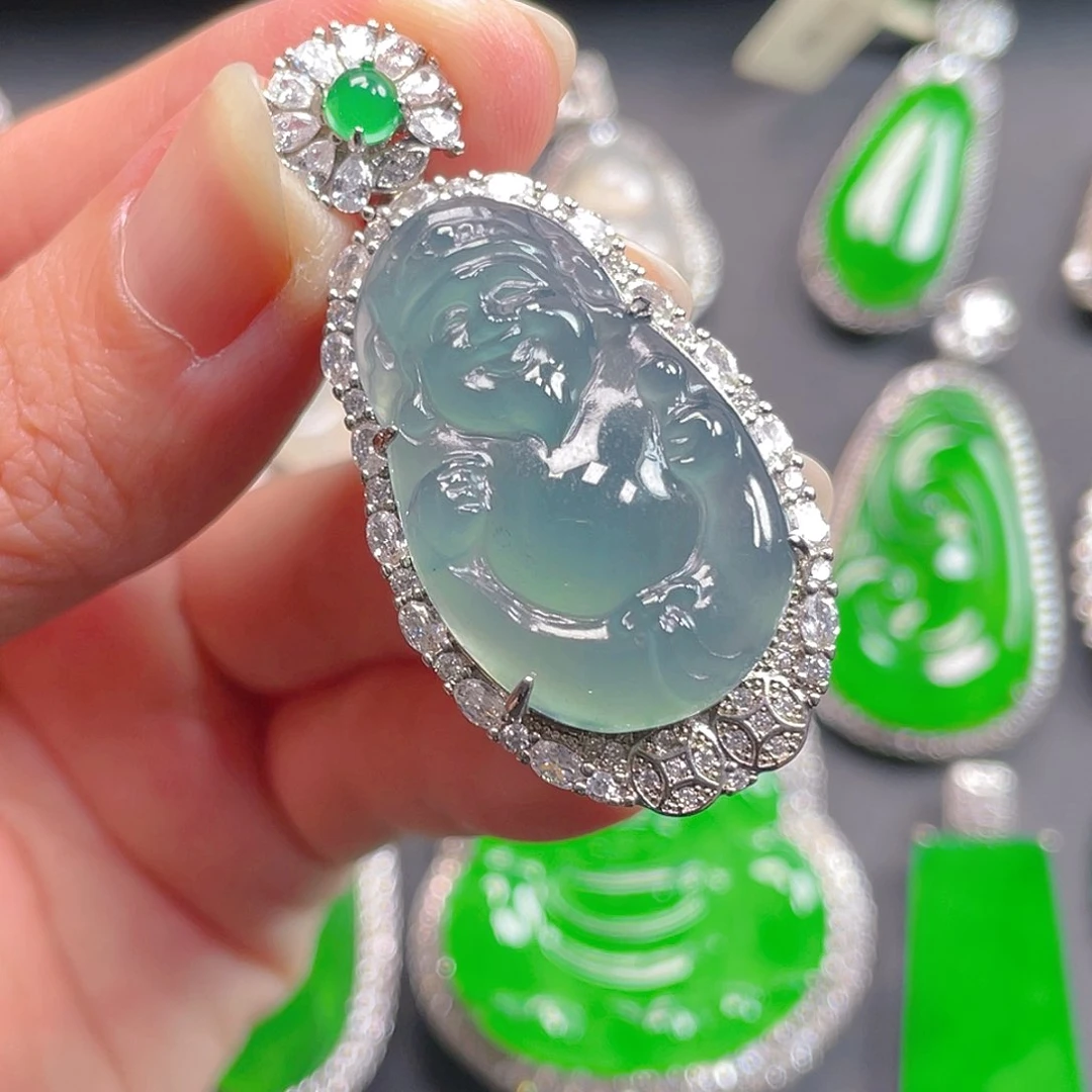 吊坠(不含链)未镶嵌翡翠