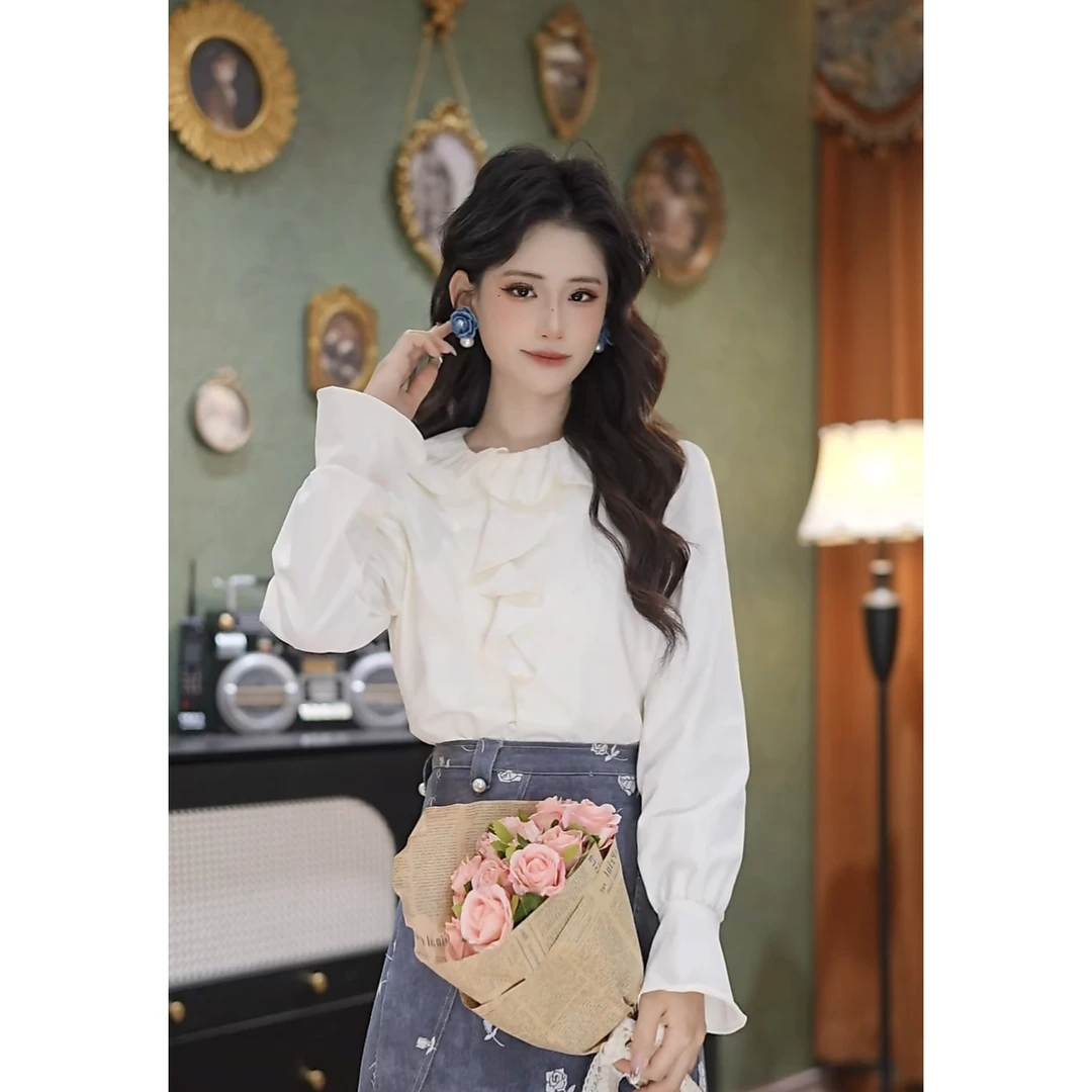 张嘉圆  25春季新款显瘦百搭复古港风气质长袖衬衫#7696