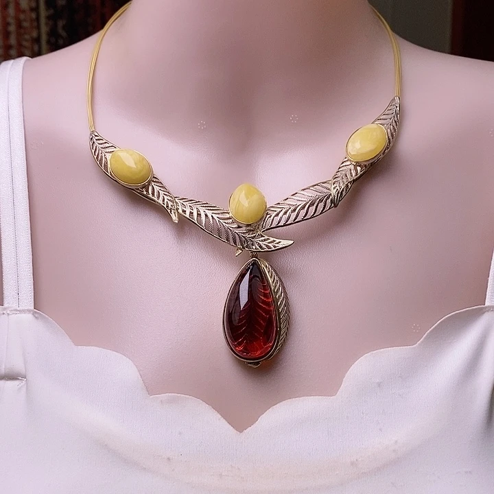 琥珀颈饰银S925镶嵌项链