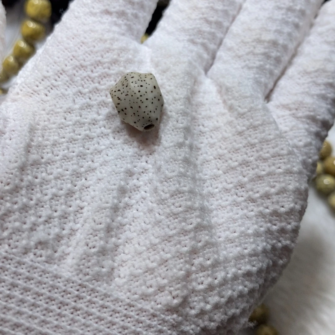 苹***派星月菩提手串三通一个