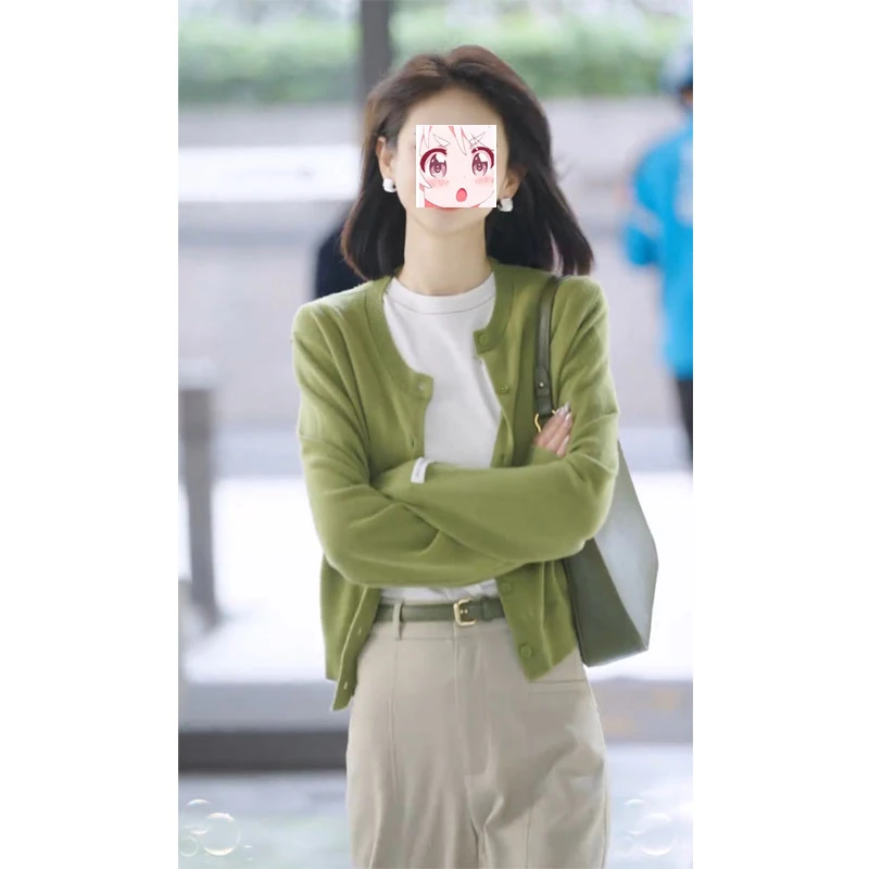 气质休闲高级感2025秋季时尚短款长袖针织开衫显瘦外搭毛衣轻熟风