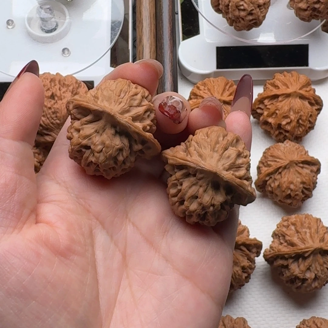 文玩核桃吊坠36+全品秦闷