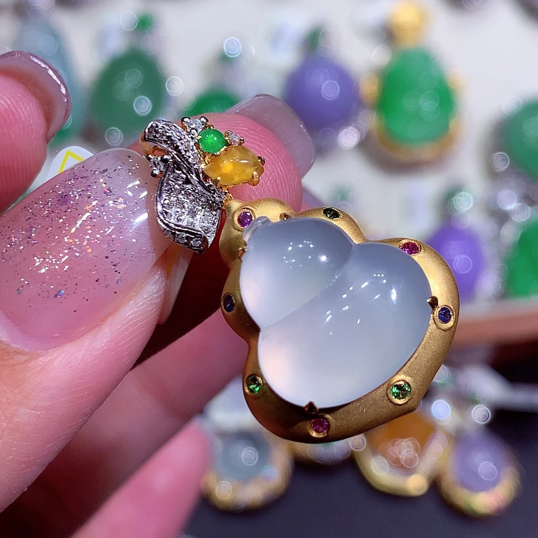 翡翠18K金镶嵌吊坠(不含链)