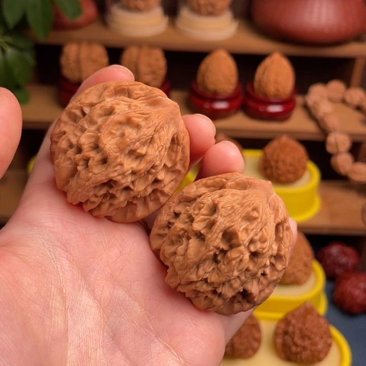 文玩核桃把件虎头41