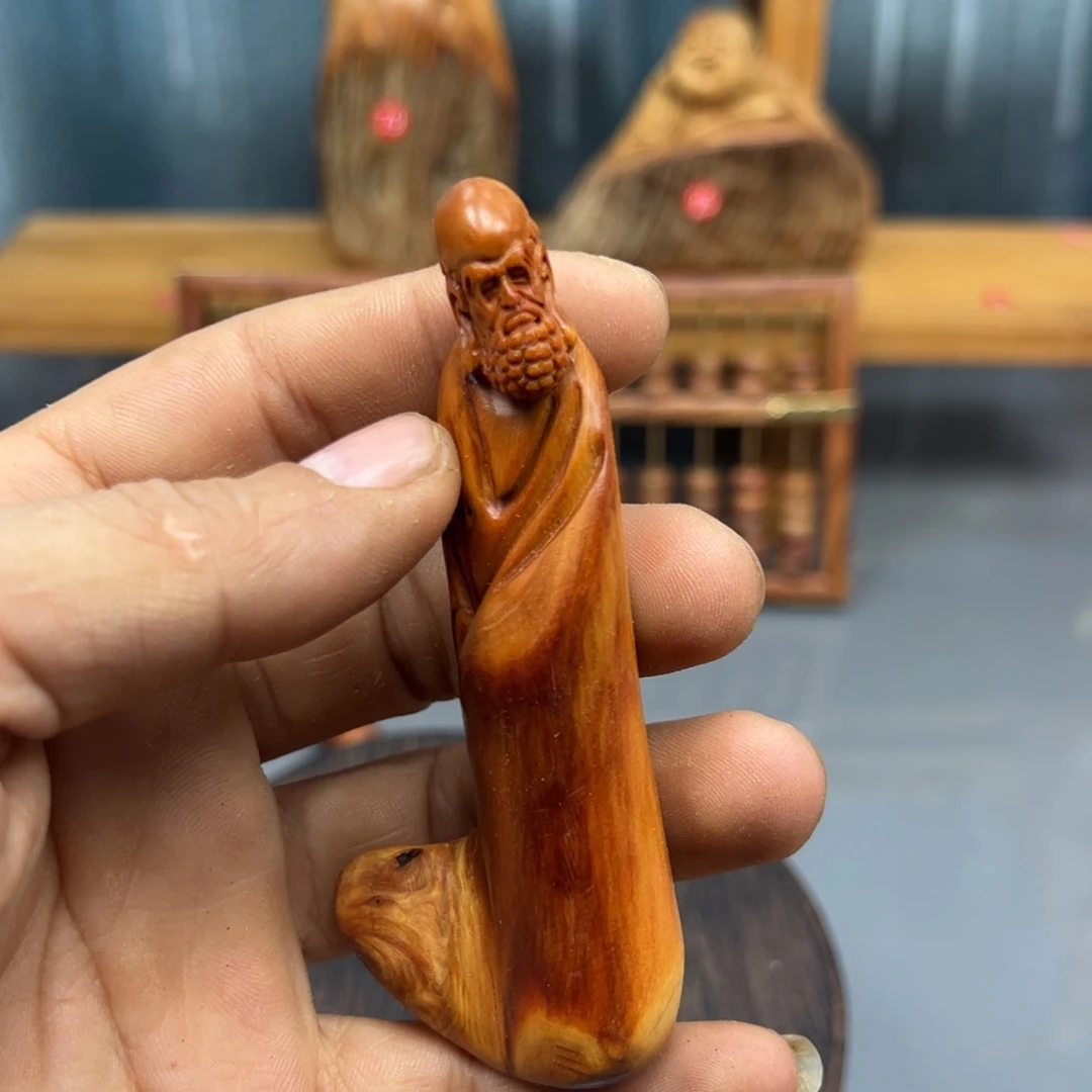 于***腐木崖柏木摆件手把件