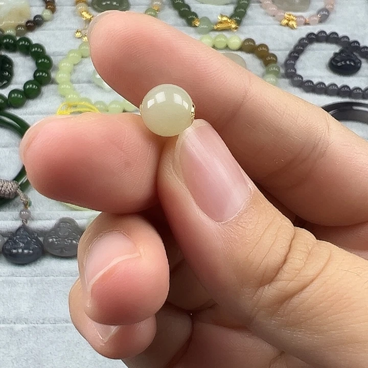 和田玉未镶嵌珠宝半成品