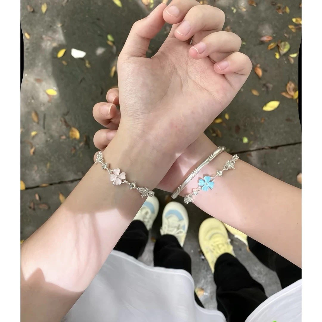 【包邮】pinkgreen四叶草手链钛钢轻奢气质时尚小众学生摆件