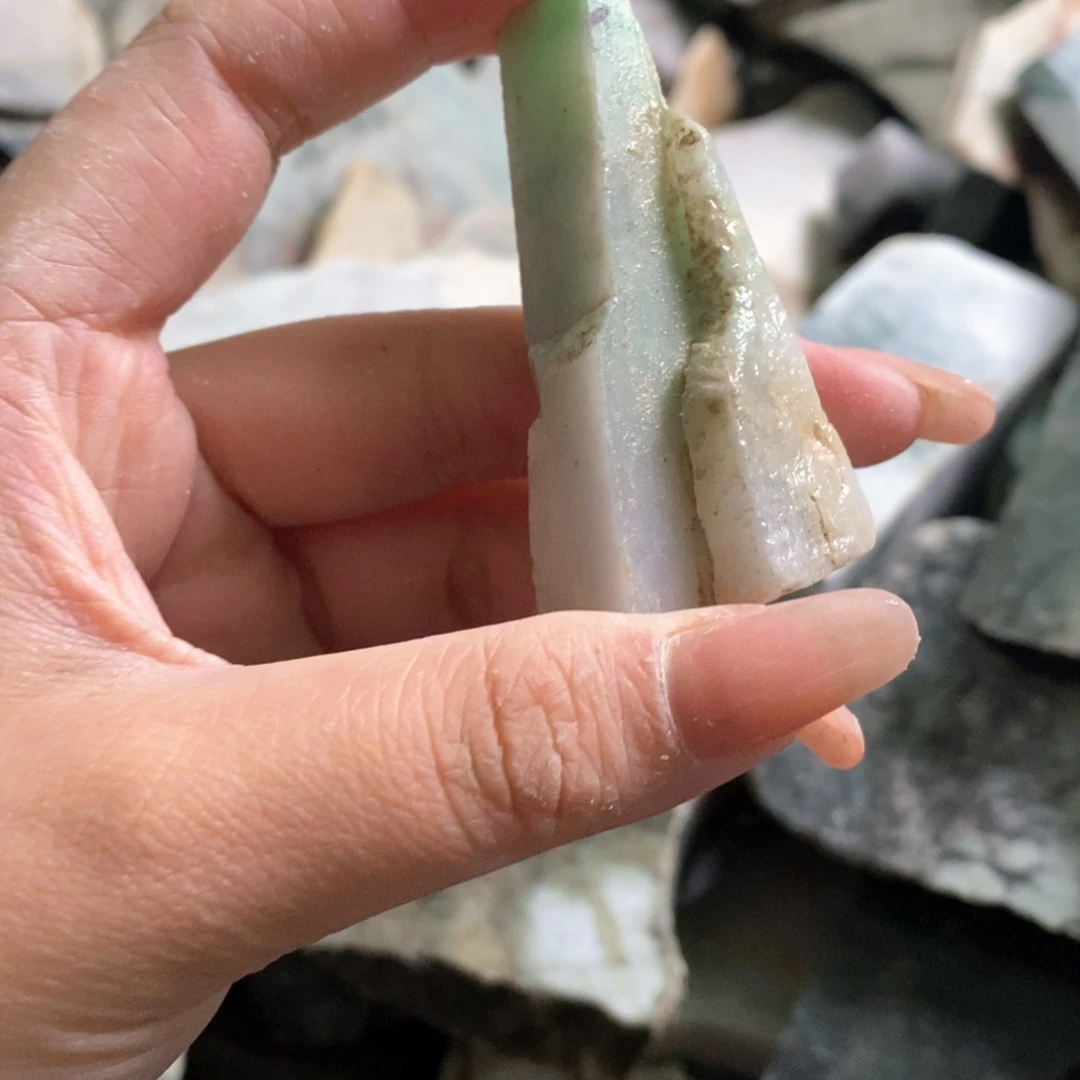 颈饰未镶嵌翡翠天然翡翠