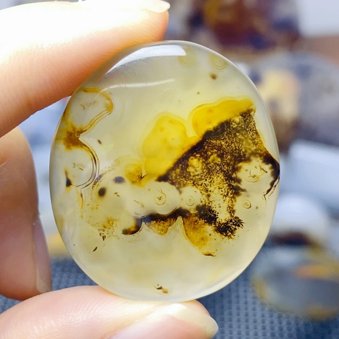 玛瑙/玉髓未镶嵌珠宝奇石