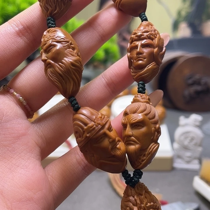 莫***干吊坠橄榄核橄榄核雕