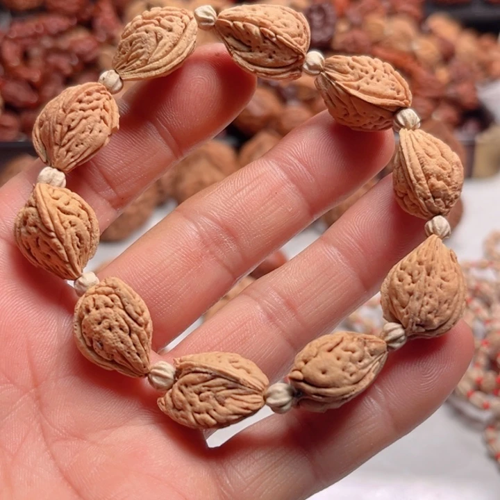 手串文玩核桃野生桃核四棱手串
