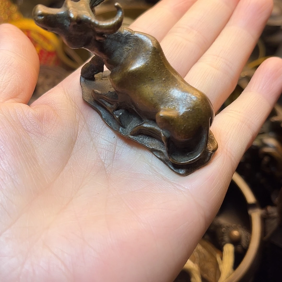 精美铜器工艺品等