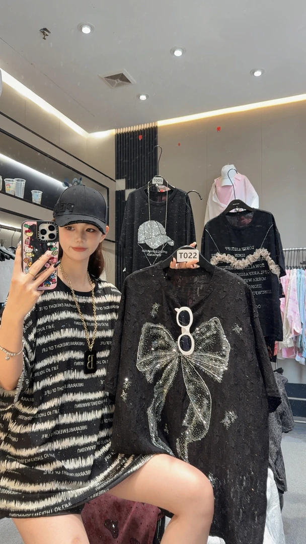 婷老板潮牌【T001-200】2025宽松休闲时尚潮牌T恤