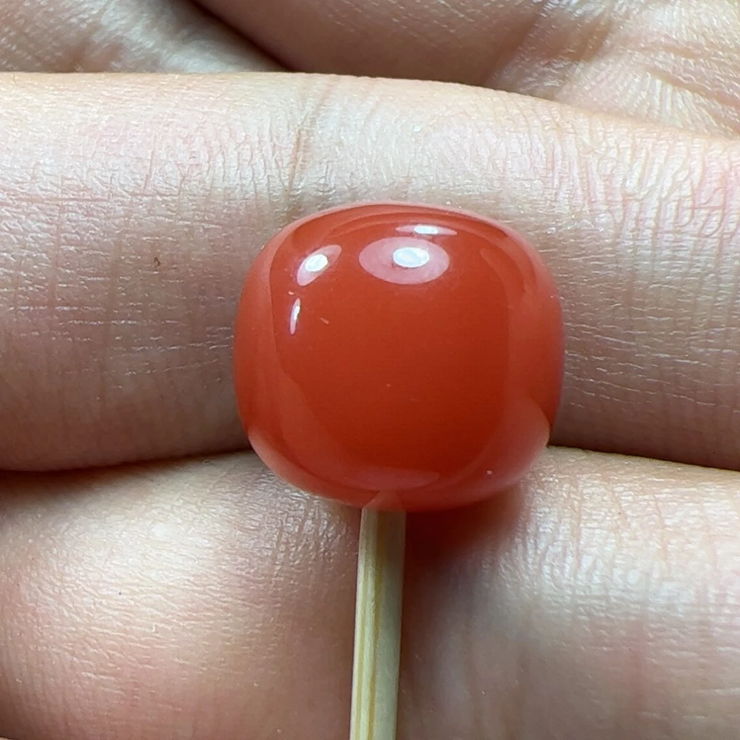 南红玛瑙珠子未镶嵌西***人