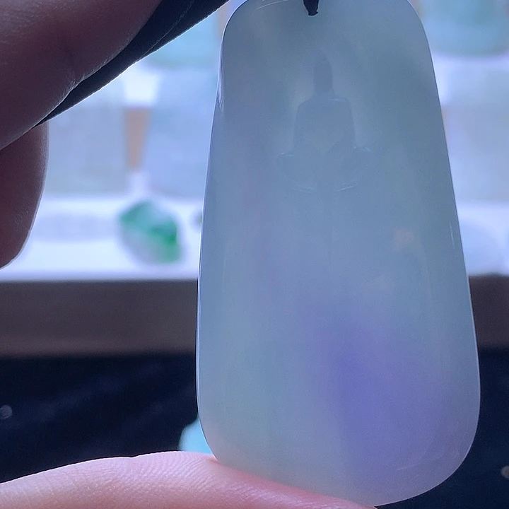 定制翡翠未镶嵌小*蜂翡翠