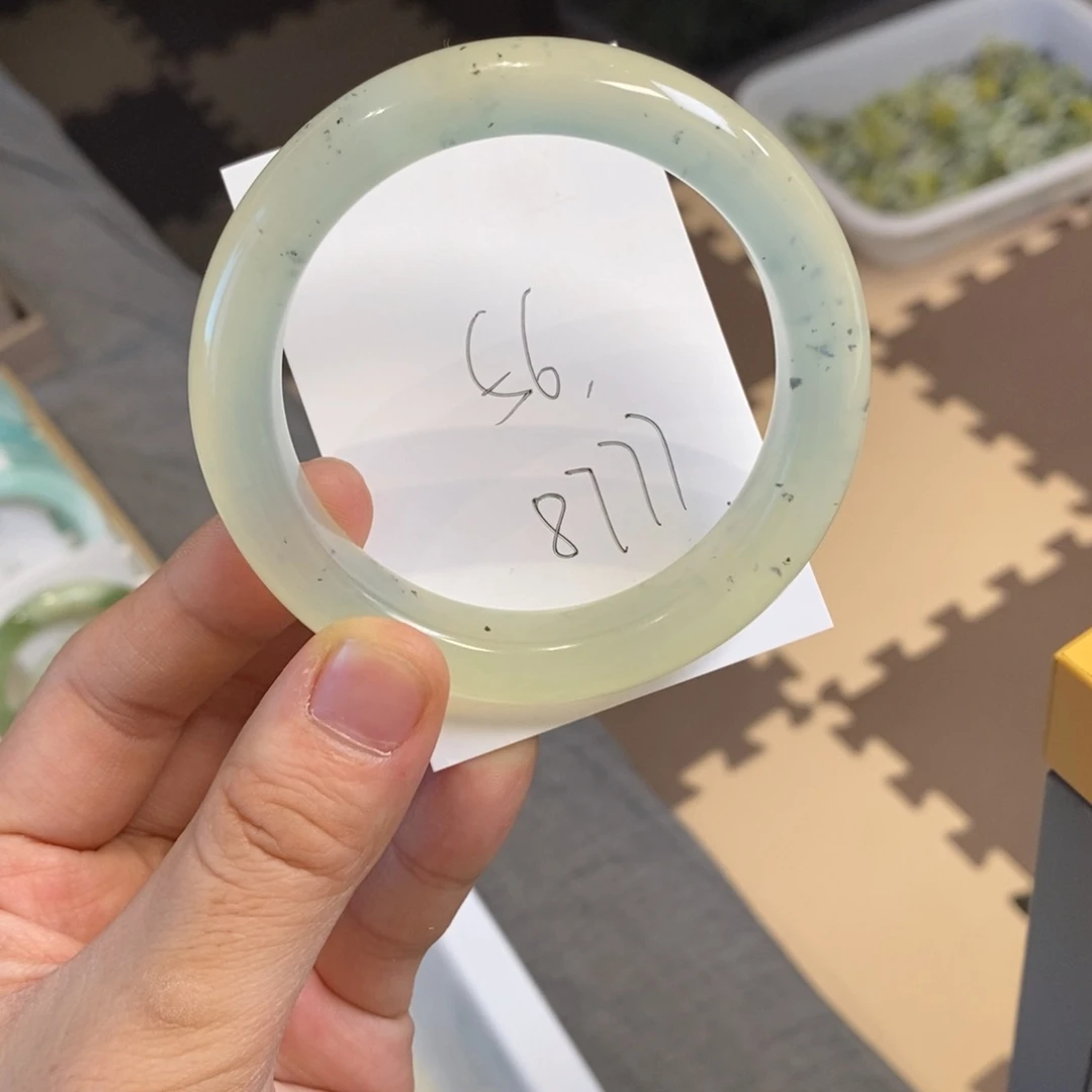 蛇纹石玉手镯未镶嵌清*