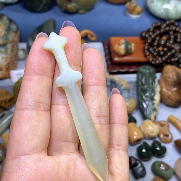 蛇纹石玉未镶嵌岫玉