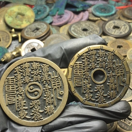 变***龙铜现代仿制工艺品