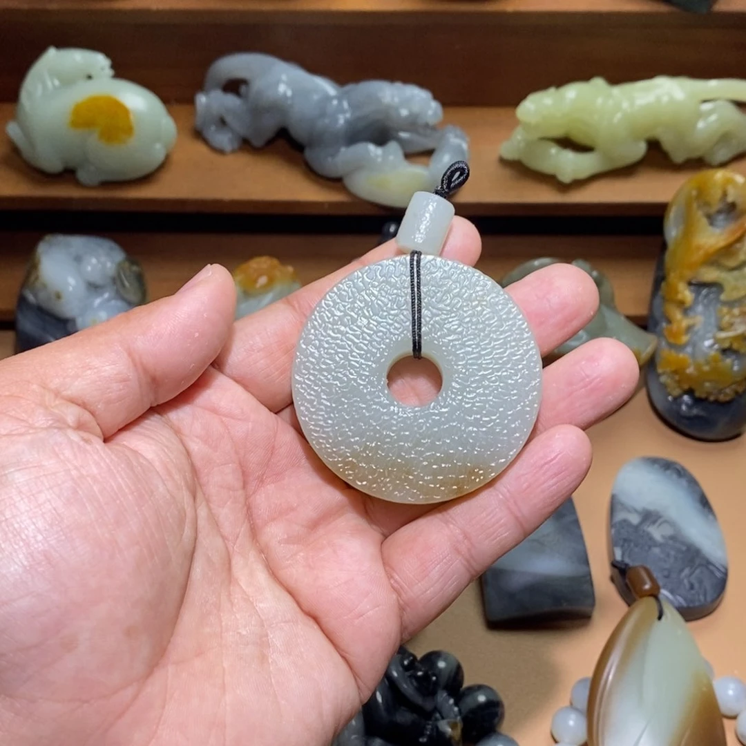 未镶嵌和田玉把件