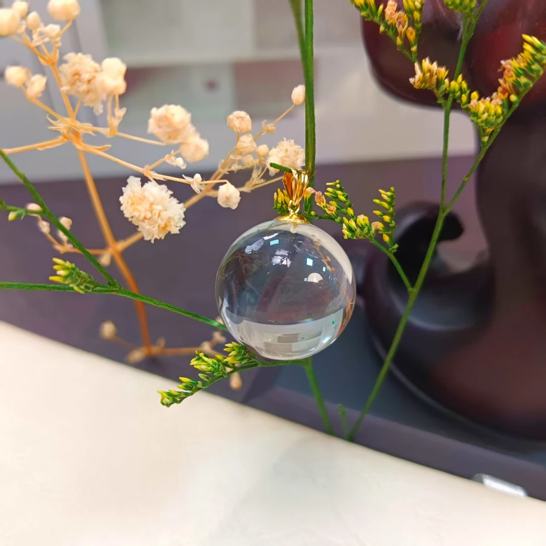 【小院甄选】18K白水晶吊坠约18mm 多样性发一件 2134EJC