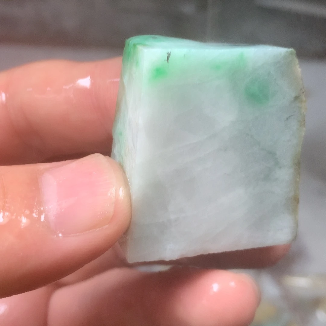 未镶嵌挂件翡翠翡翠原石