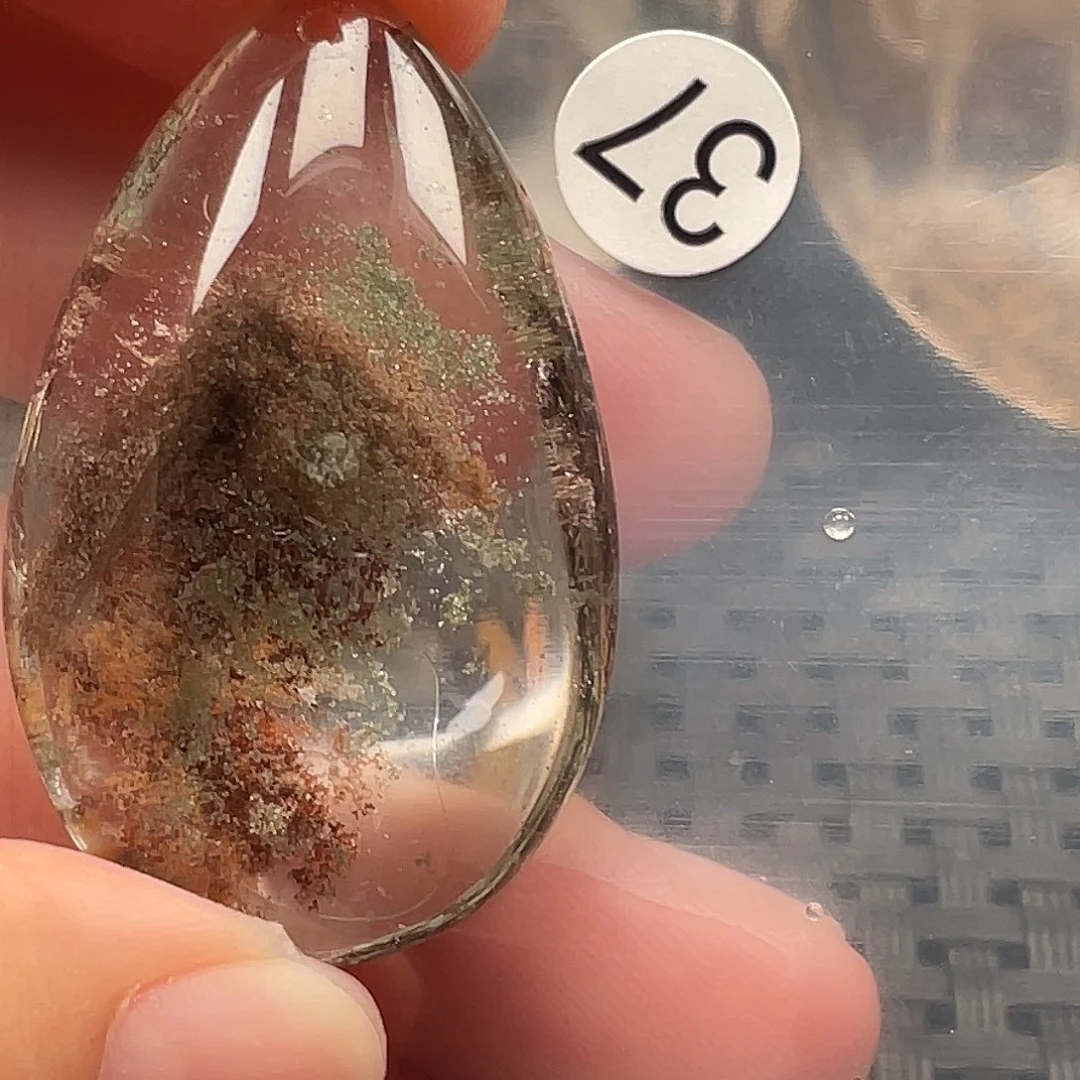一***雨水晶吊坠(不含链)未镶嵌