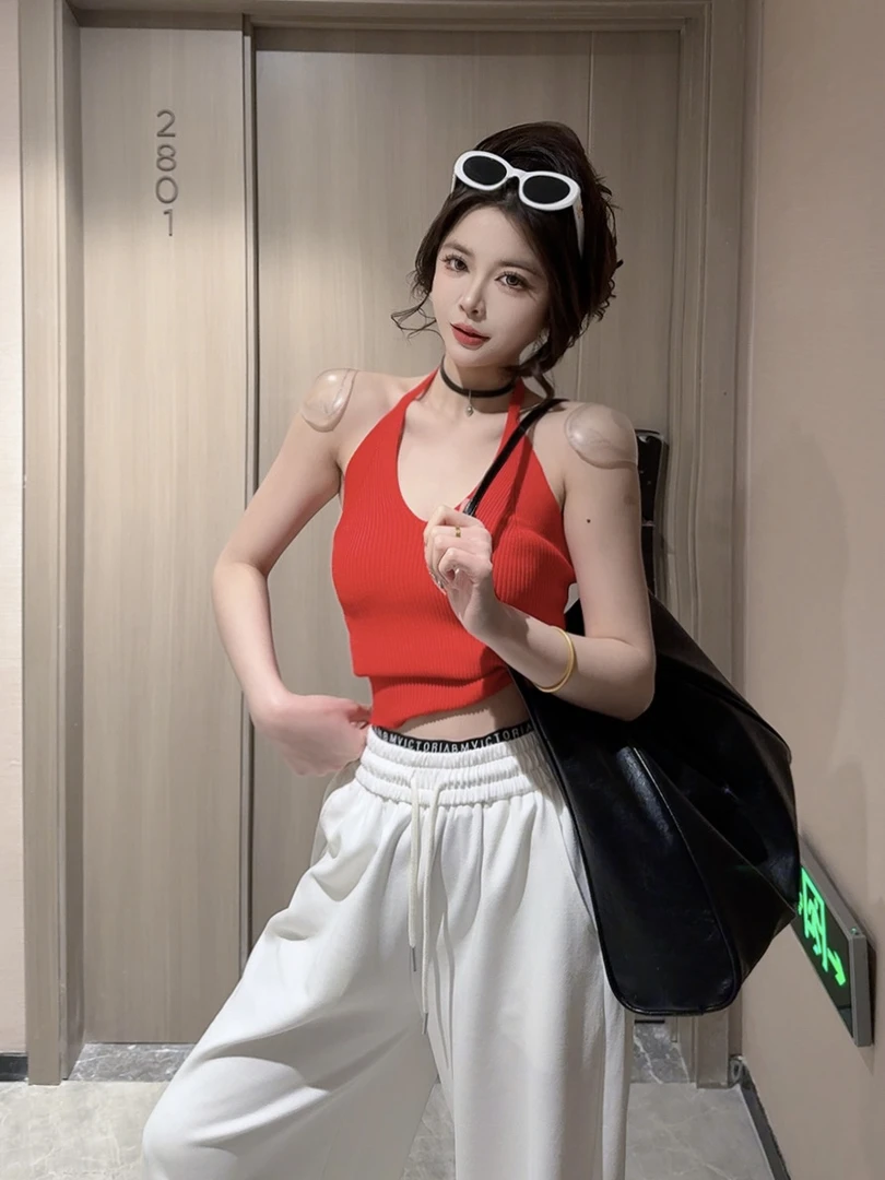 【CCDZ】夏季新款时尚百搭显瘦辣妹挂脖针织背心女