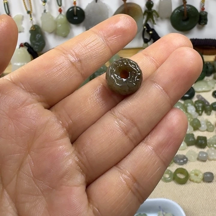 和田玉未镶嵌包链