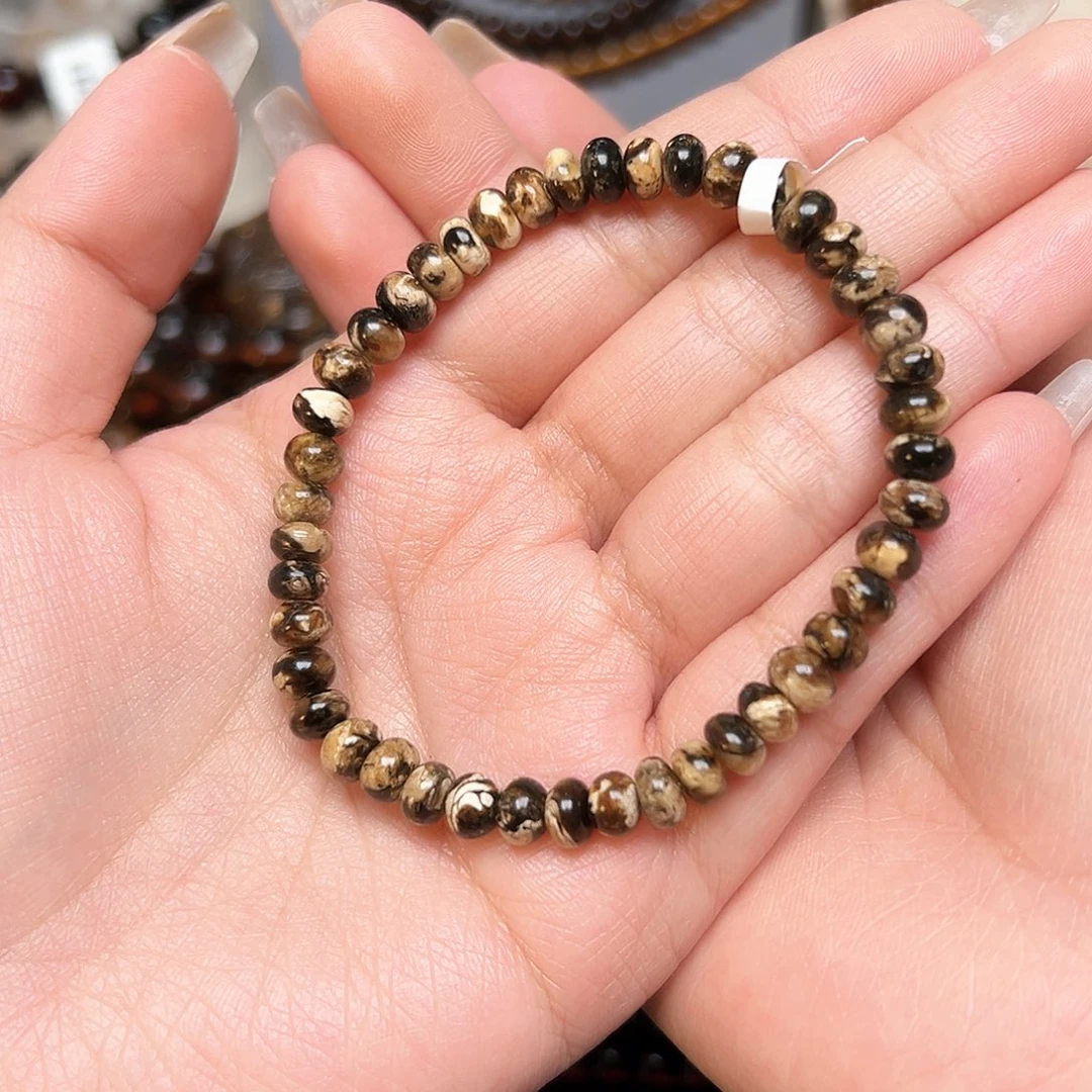 琥珀未镶嵌裸石抚顺琥珀六20681-1