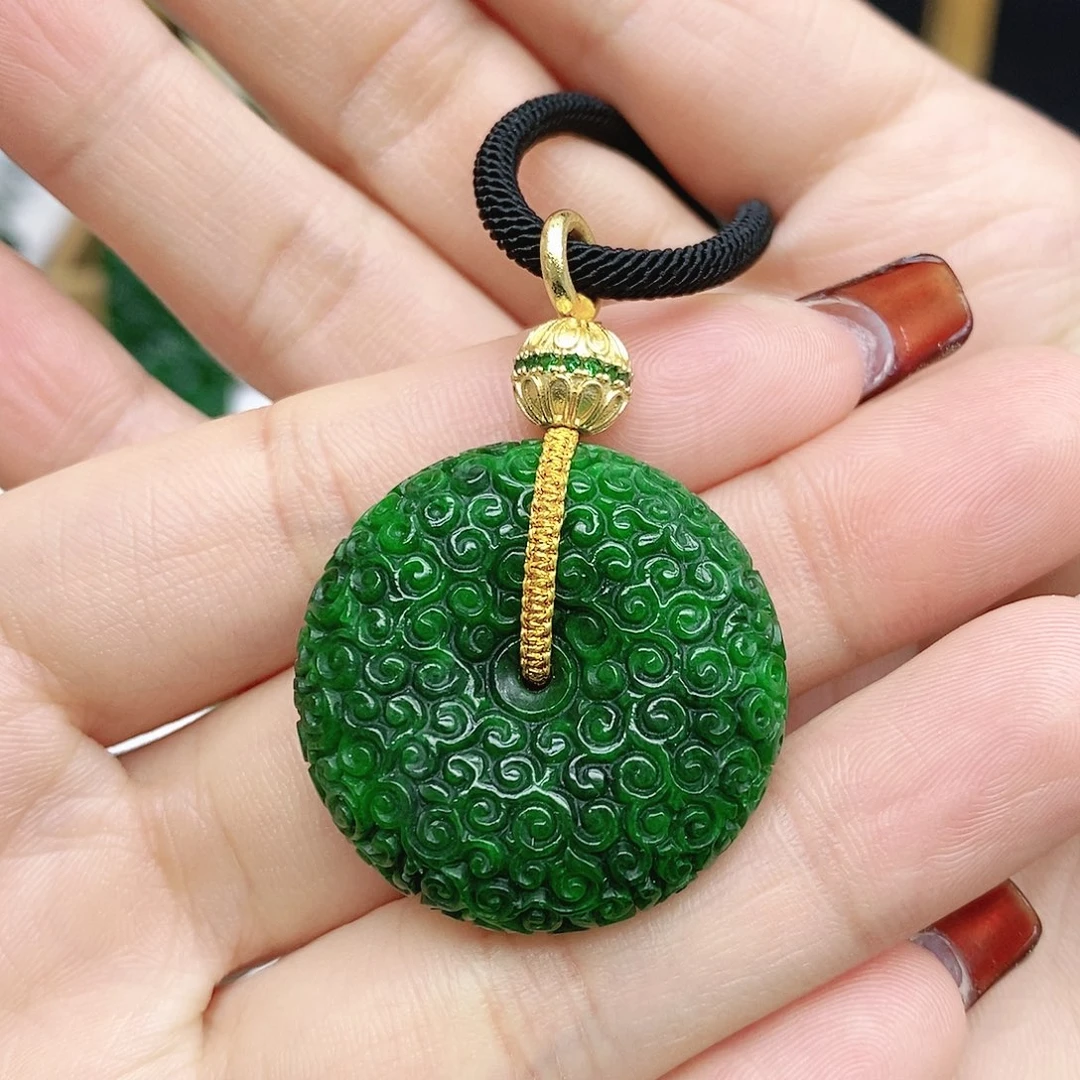 翡翠未镶嵌颈饰吊坠