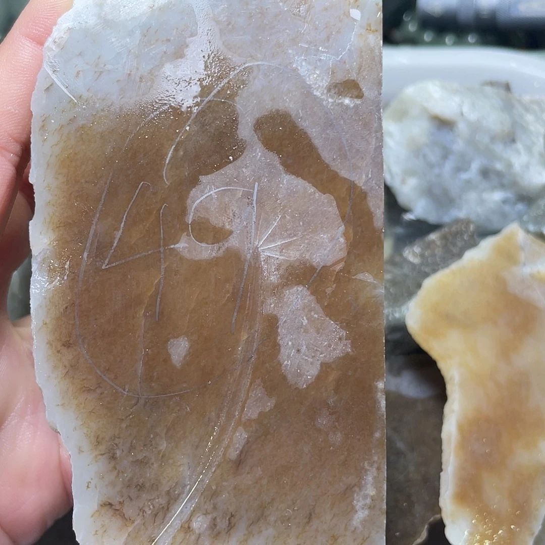 F***s和田玉（糖玉）未镶嵌珠宝半成品